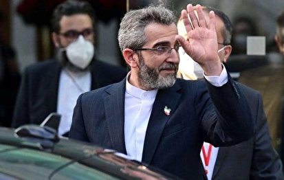 از بازی روسیه با کارت ایران تا مواضع نسنجیده آقای مشاور!
