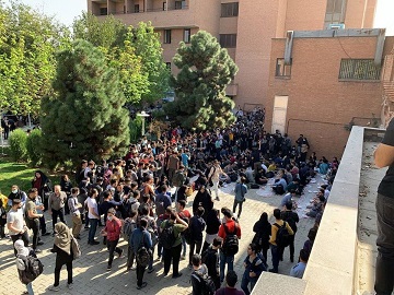 تنبیهات سنگین برای دانشجویان معترض در دانشگاه شریف