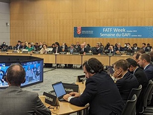 ایران در فهرست سیاه FATF باقی ماند / عضویت روسیه تعلیق شد