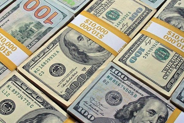 منتظر دلار ۱۰۰ هزار تومانی با روی کار آمدن ترامپ باشیم؟