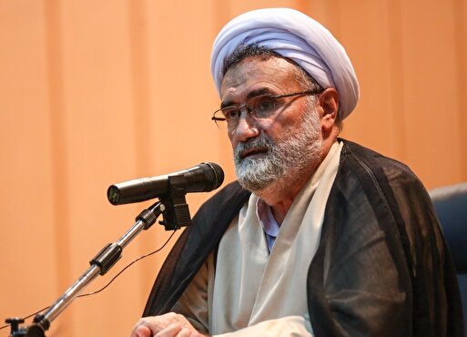 مسیح مهاجری:با مماشات با کاظم صدیقی و علیرضا پناهیان ، نمیتوانید جامعه را ملتزم به دین و حجاب کنید
