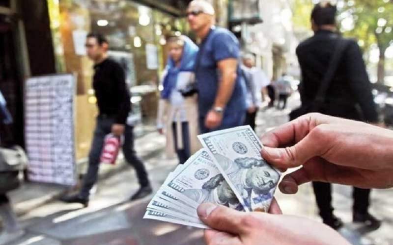 ورود دلار به کانال ۷۰ هزار تومان نزدیک شد