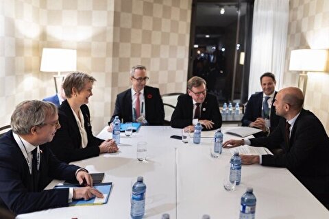 رایزنی وزرای خارجه تروئیکای اروپایی درباره برنامه هسته‌ای ایران