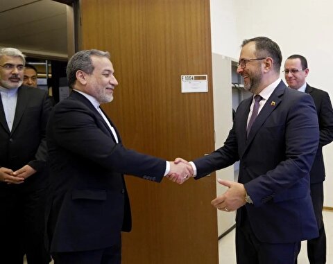 عراقچی به وزیر خارجه ونزوئلا: تحرکات رژیم صهیونیستی در منطقه کارائیب و آمریکای لاتین، خطری بزرگ برای صلح آن منطقه است