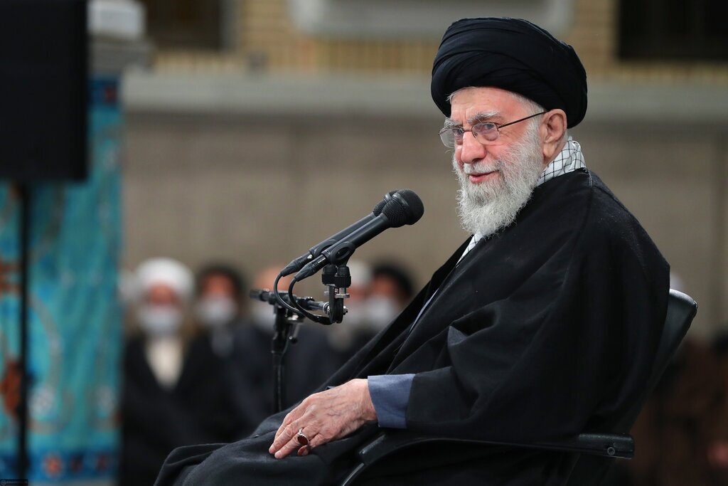 کمک ۵ میلیارد تومانی رهبر انقلاب برای آزادی زندانیان نیازمند