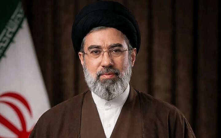 اولین پیام رهبر معظم انقلاب اسلامی: قدرت مردم در صحنه ظاهر نشود، رهبری و دستگاهها کارایی نخواهند داشت