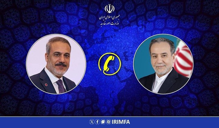عراقچی: ادعای پرتاب موشک از طرف ایران به سوی ترکیه کاملا بی‌اساس است
